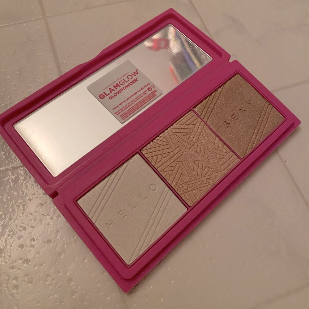 GlamGlow Highlighter Palette